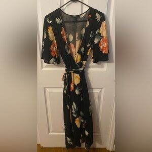 Forever 21 Black Floral Maxi Dress